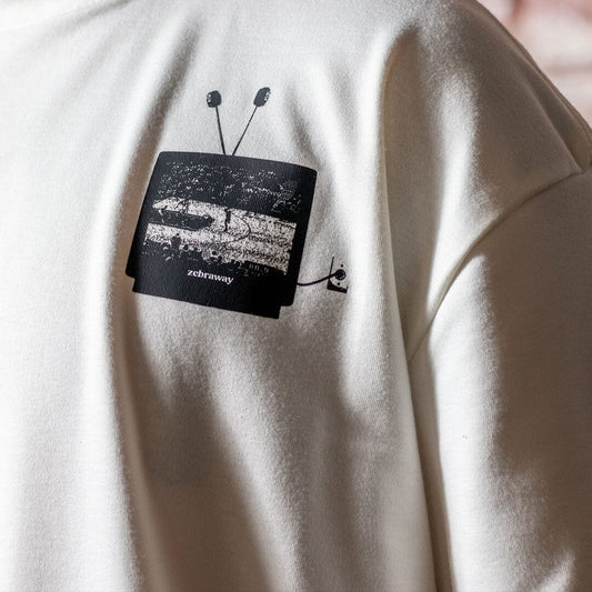Camiseta Over - 90s Icons - Off-white - Apenas Frente