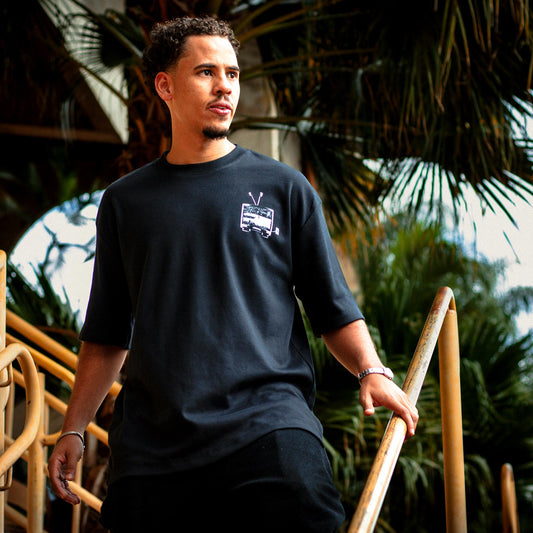 Camiseta Over - 90s Icons - Preta - Apenas Frente