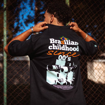 Camiseta Over - Brasilian Childhood - Preta