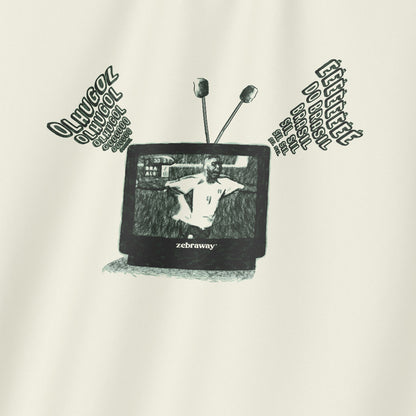 Camiseta Over - Buenas Memórias - Off-white