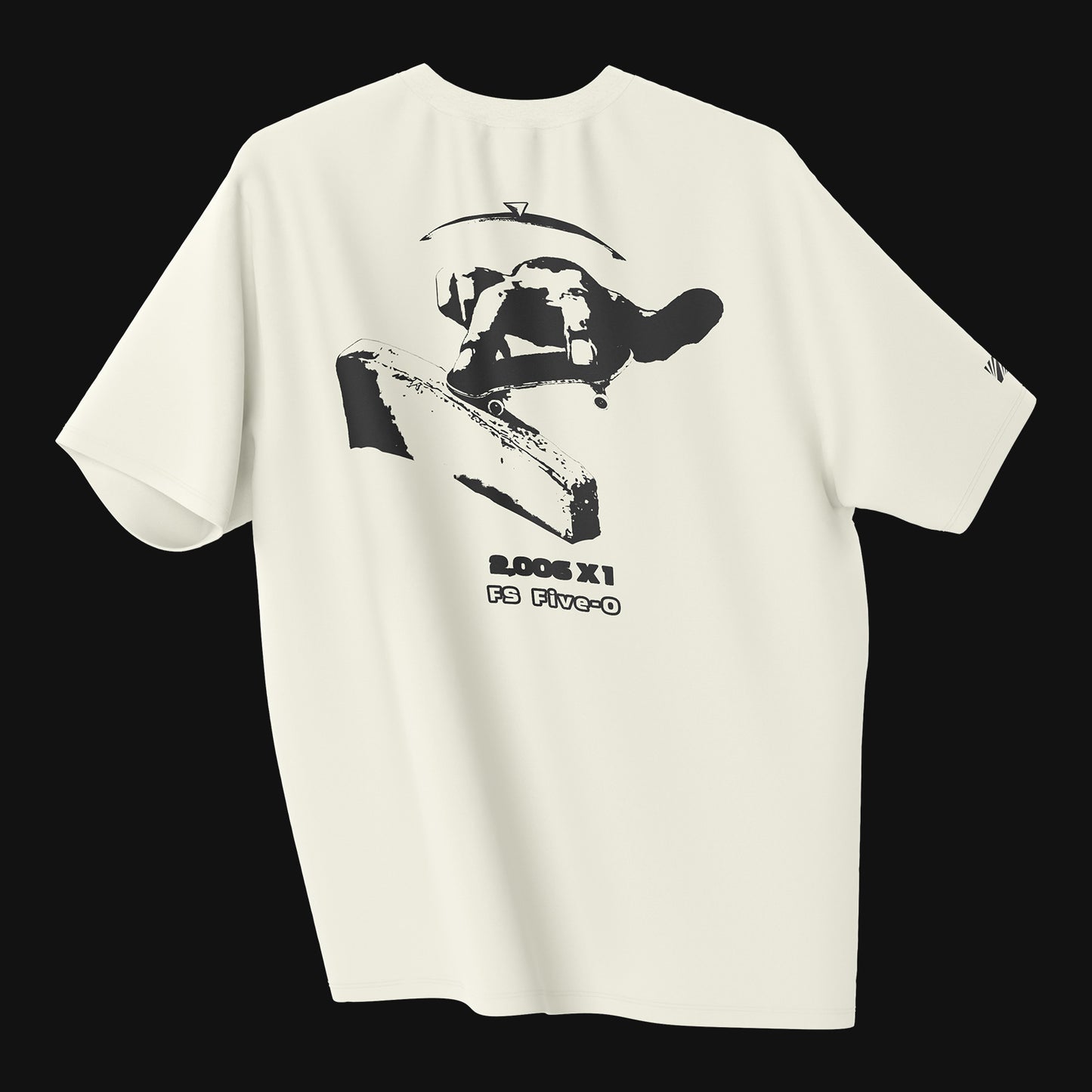 Camiseta Over - Little Tricks - Off-white