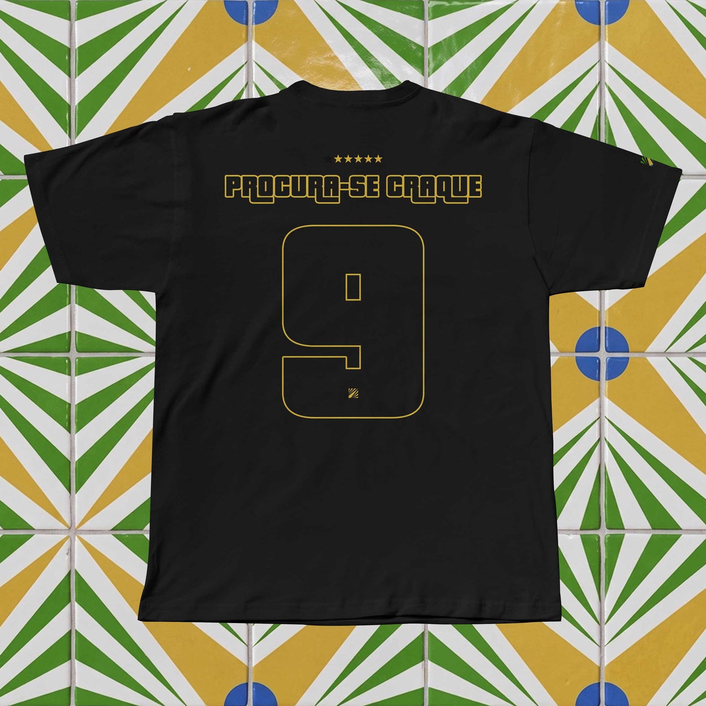 Camiseta Over - Procura-se Craque - Preta