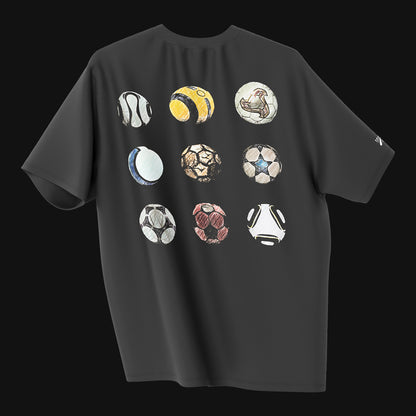 Camiseta Over - Quem chuta busca - Preta